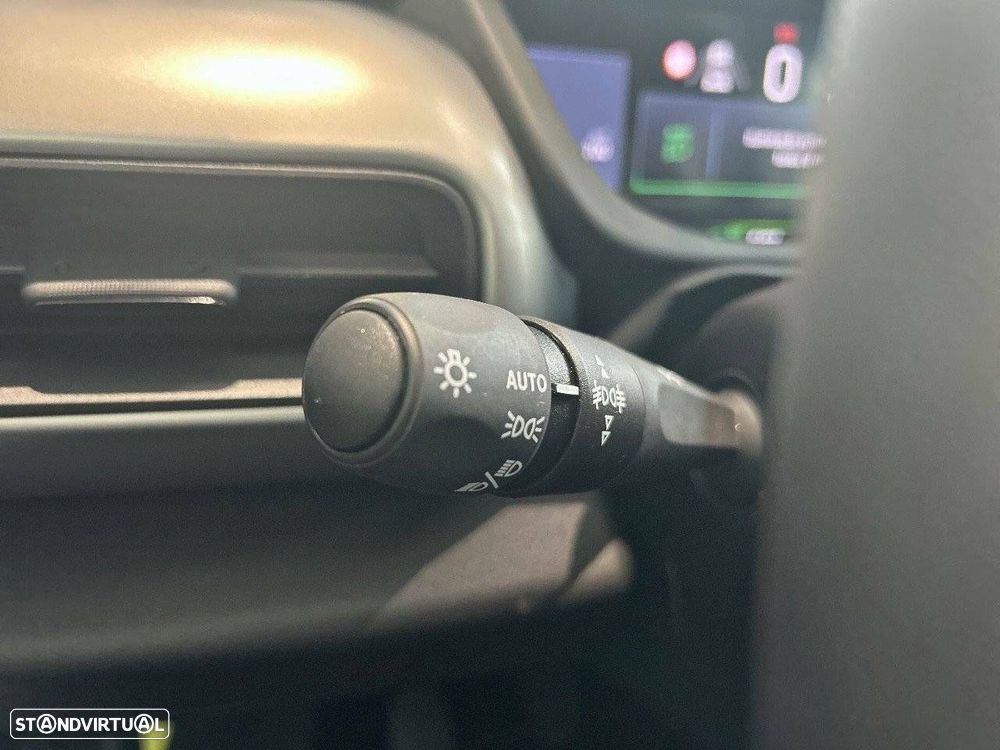 Jeep Avenger 1.2 GSE T3 Summit - 13