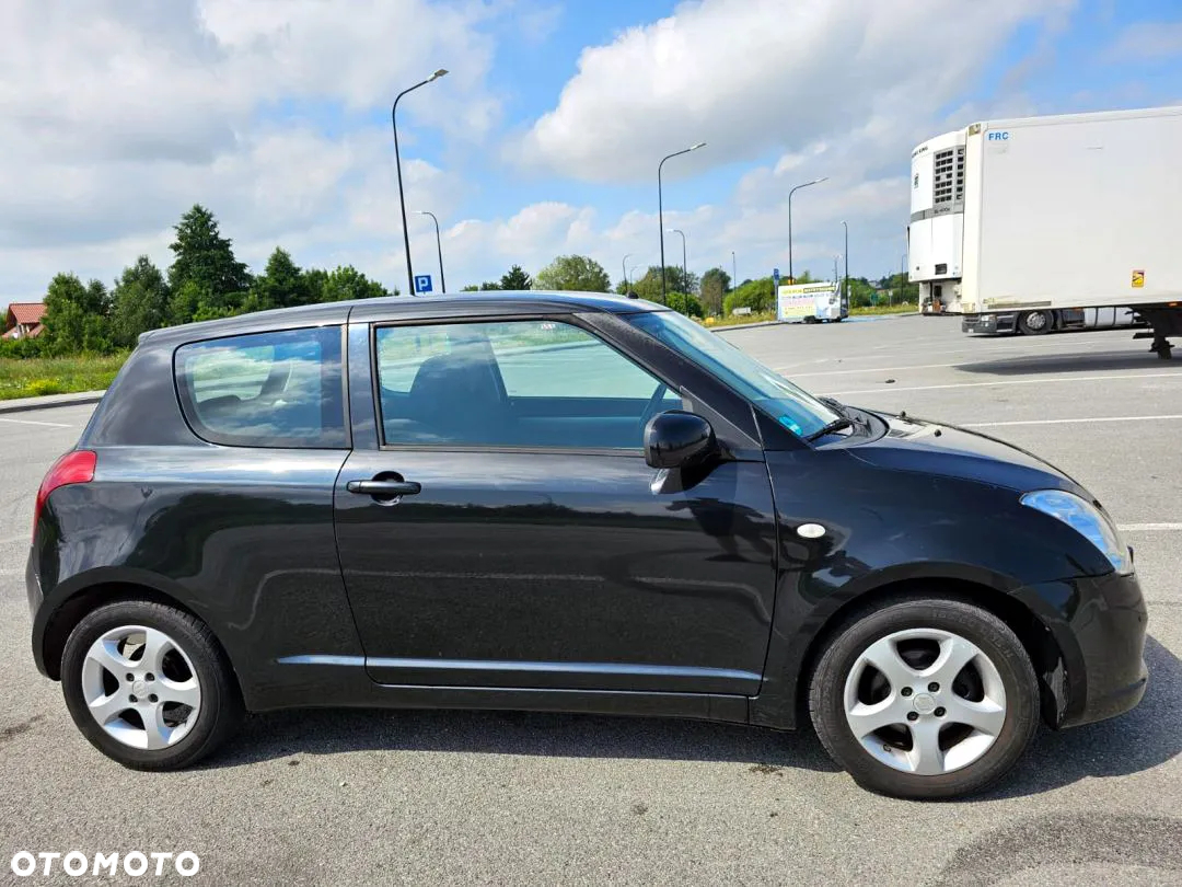 Suzuki Swift 1.3 Comfort - 30