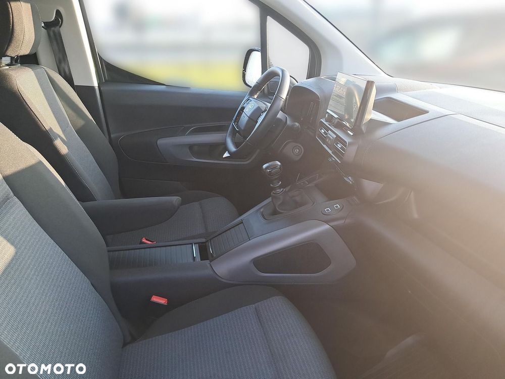 Toyota Proace City Verso 1.5 D-4D Family - 8