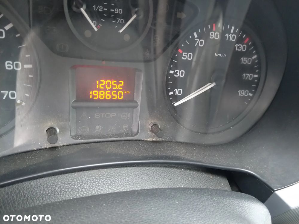 Peugeot Partner - 9