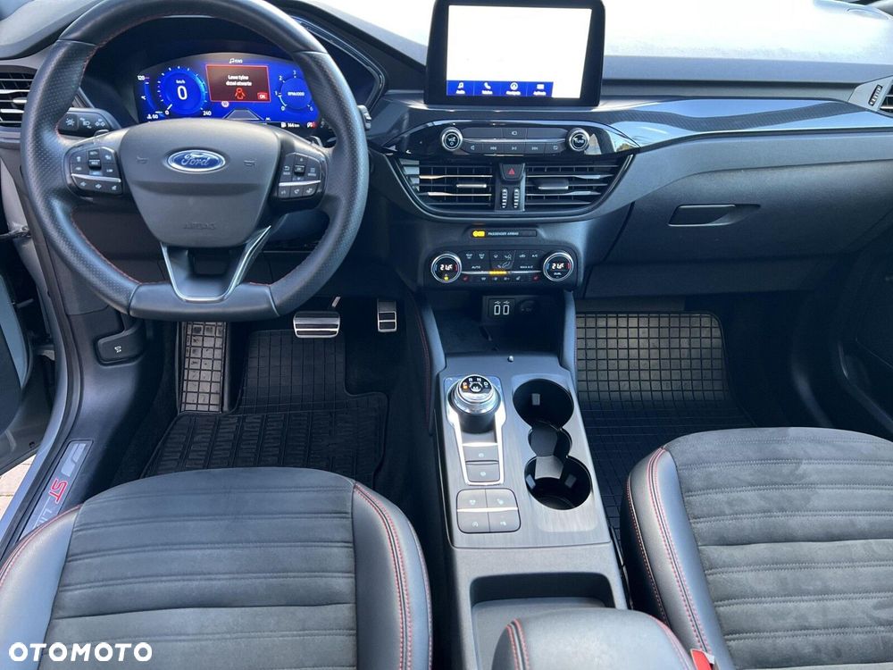 Ford Kuga - 9