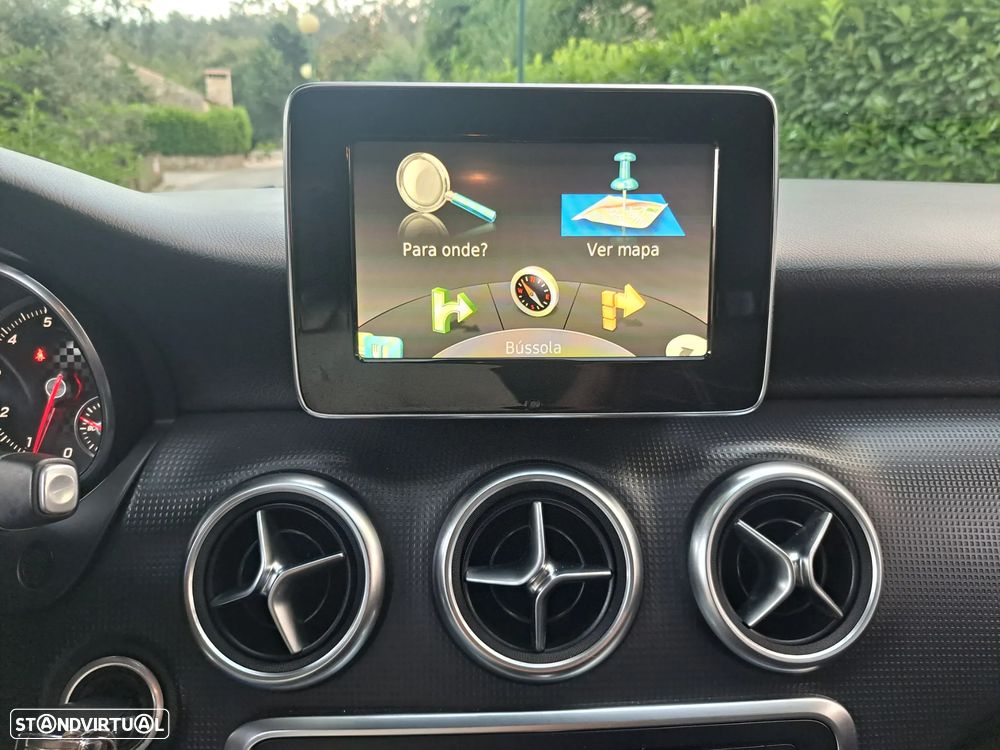 Mercedes-Benz A 180 7G-DCT Urban - 24