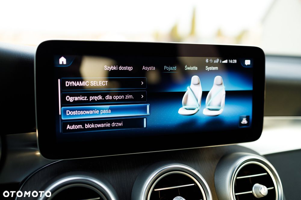 Mercedes-Benz GLC 300 de 4Matic 9G-TRONIC AMG Line Plus - 25