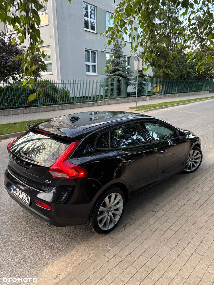 Volvo V40 D3 Geartronic Summum - 9
