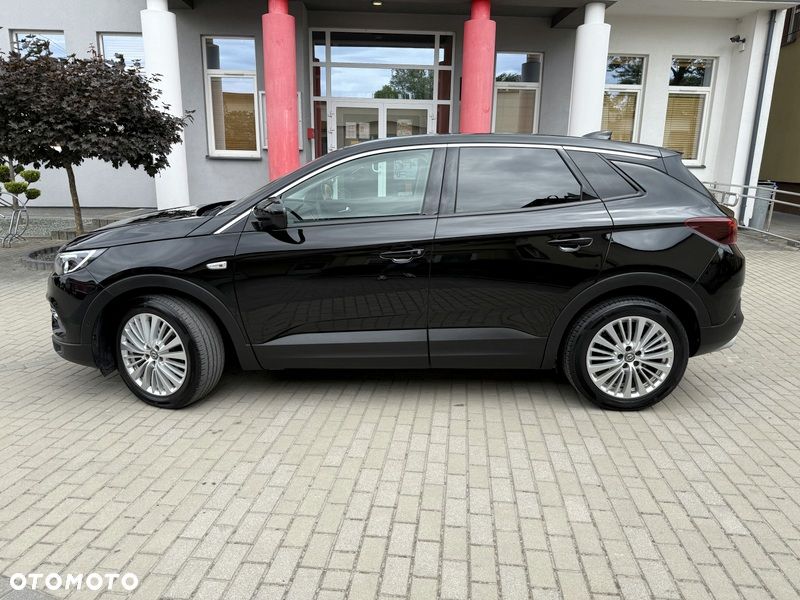 Opel Grandland X 1.5 D Start/Stop Business Elegance - 2