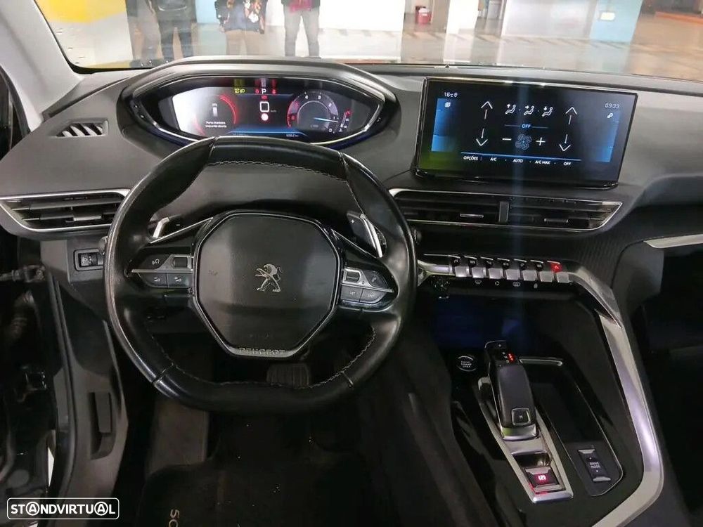 Peugeot 5008 1.5 BlueHDi Allure EAT8 - 7