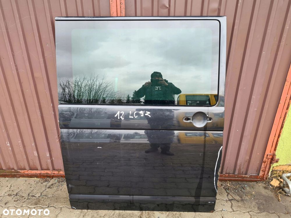 VW T5 drzwi przesuwne prawe czarny LC9Z - 1