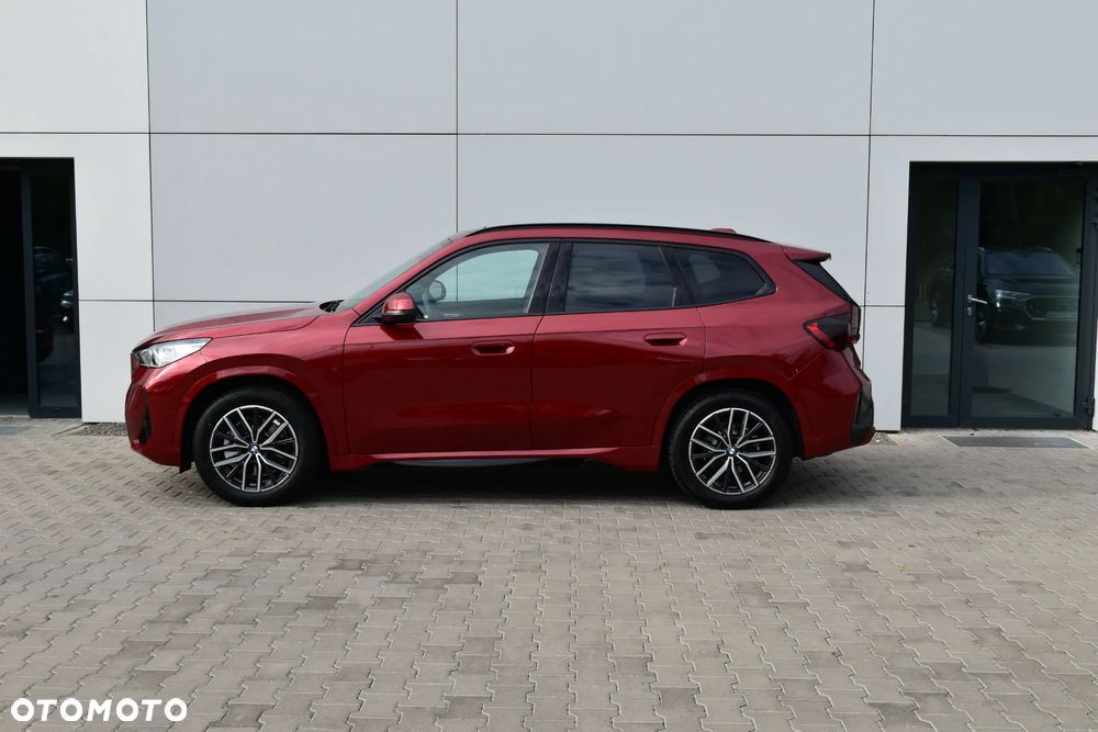 BMW iX1 xDrive30 66.5kWh M Sport Edition - 5