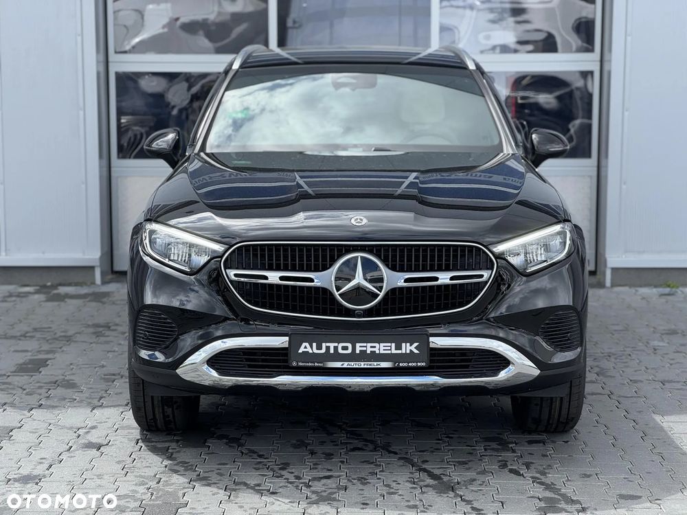 Mercedes-Benz GLC 300 e 4-Matic Avantgarde - 5