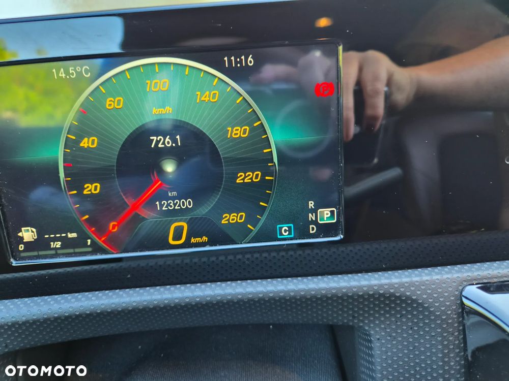 Mercedes-Benz CLA 180 d 7G-DCT Progressive - 18