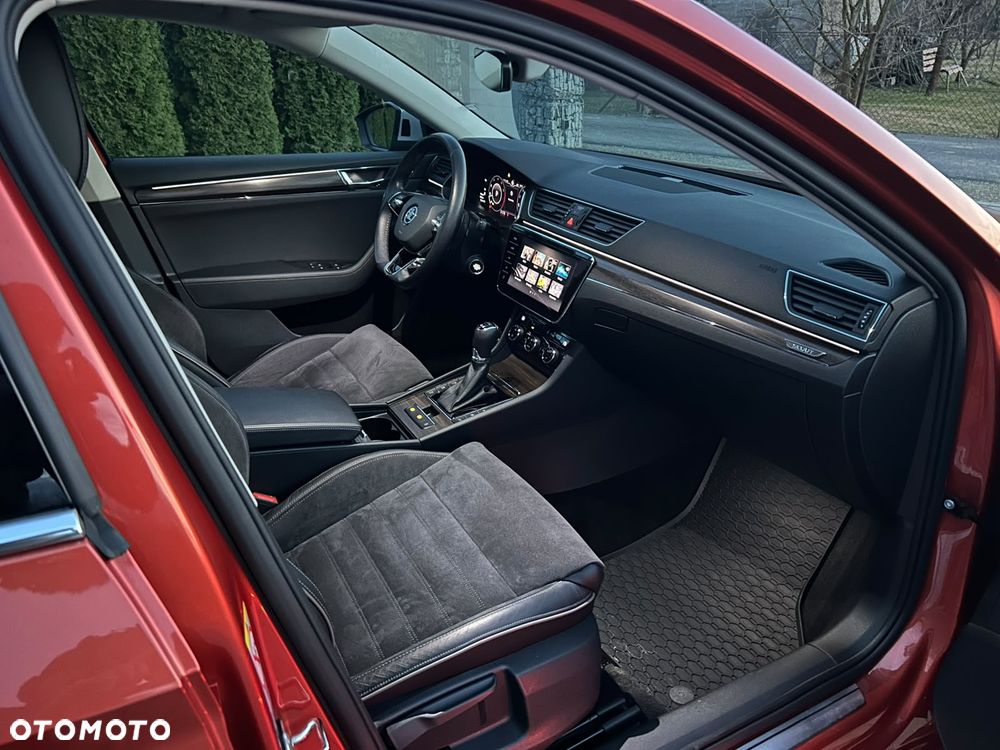 Skoda Superb 2.0 TSI 4x4 Scout DSG - 23