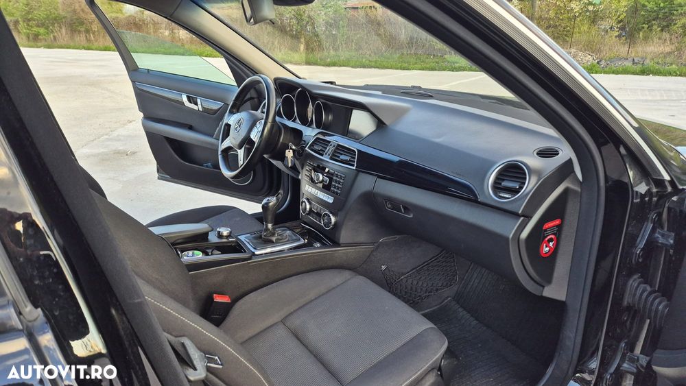 Mercedes-Benz C 250 CDI 4M BlueEFFICIENCY - 11