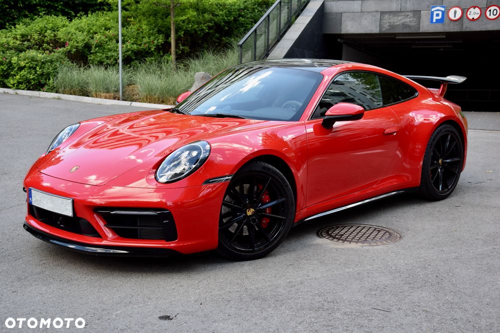 Porsche 911 Carrera 4S - 3