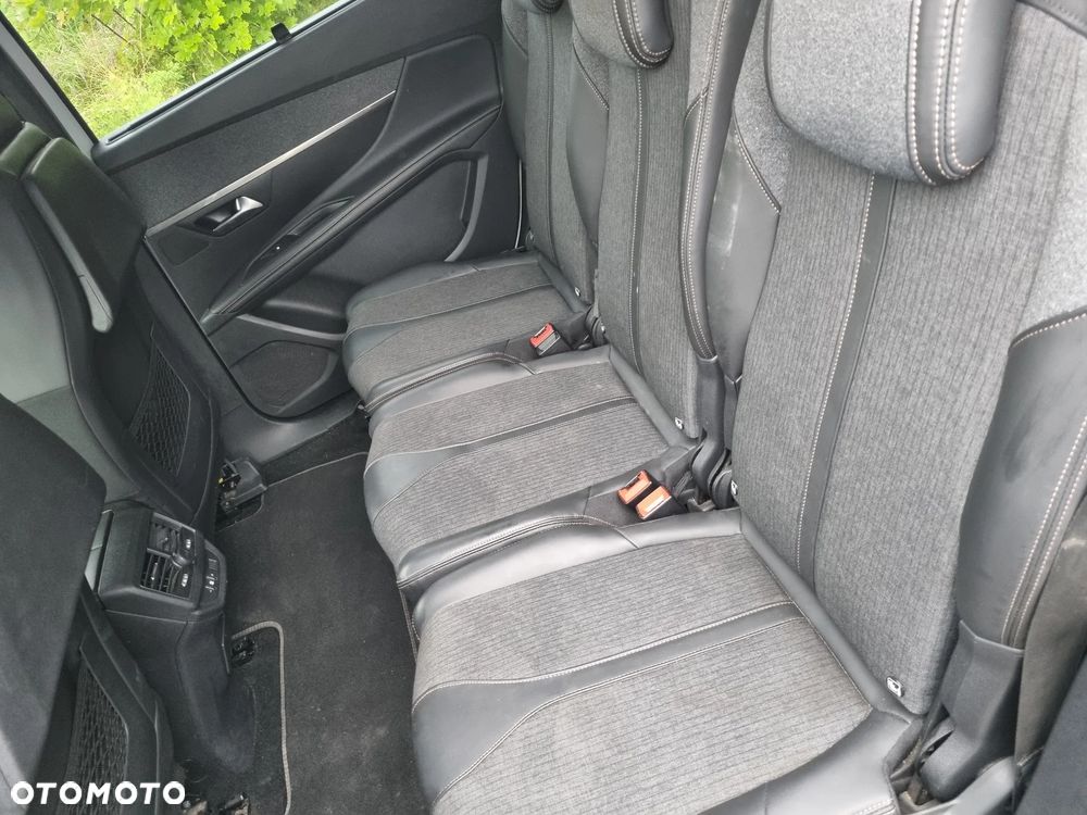 Peugeot 5008 - 33