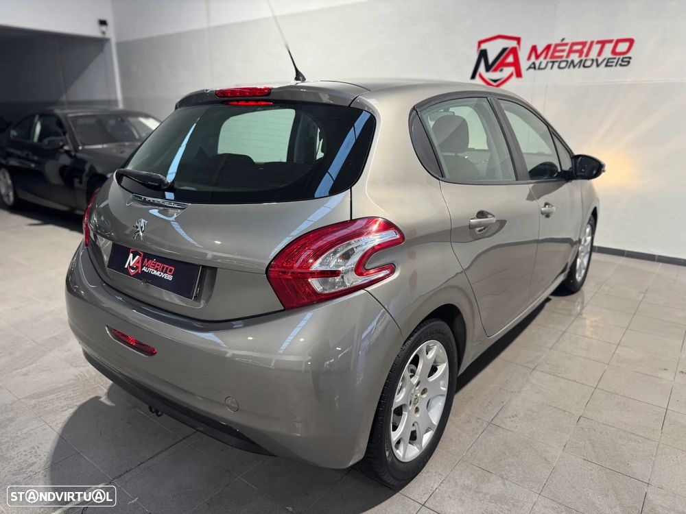 Peugeot 208 HDi 68 Access - 4