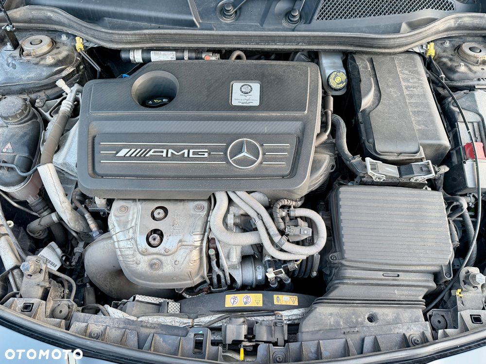 Mercedes-Benz CLA - 22