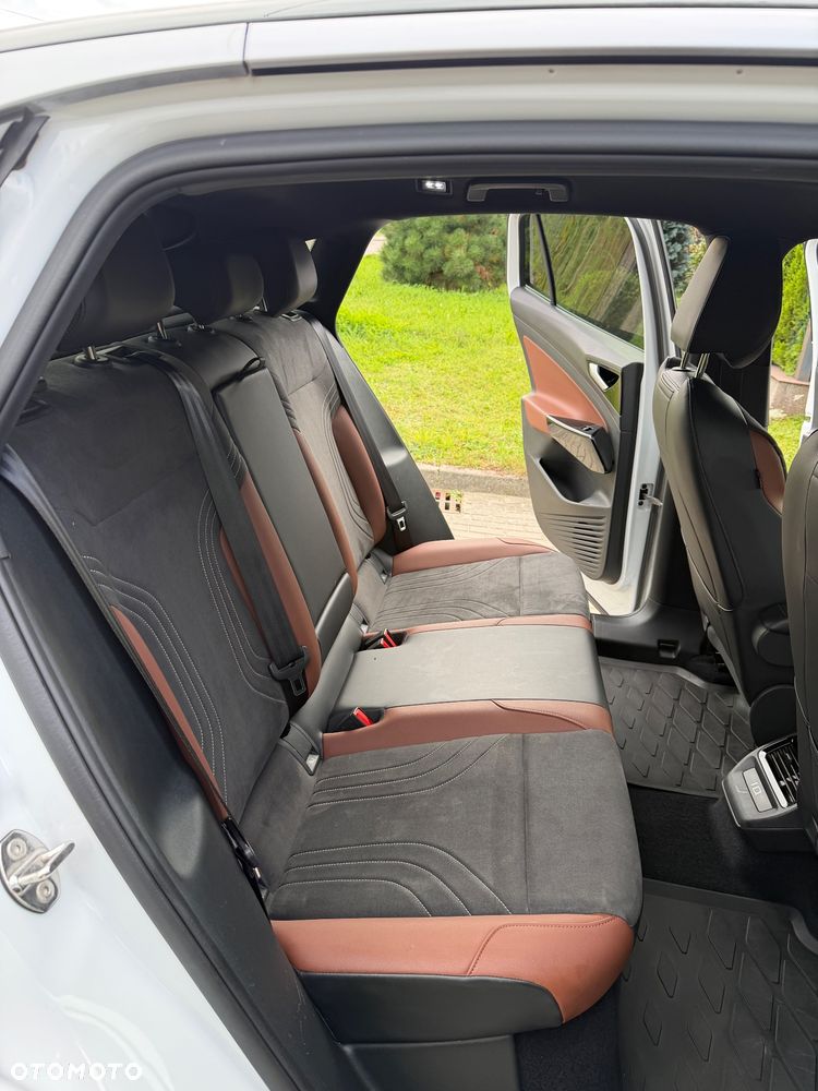 Volkswagen ID.5 77kWh Pro Performance - 16
