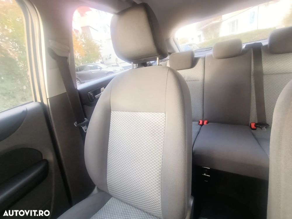 Ford Focus - 6