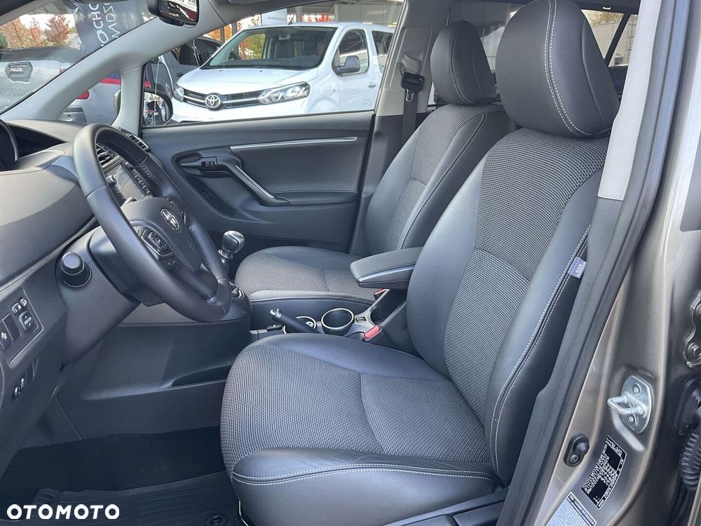 Toyota Verso 1.8 Prestige EU6 - 15