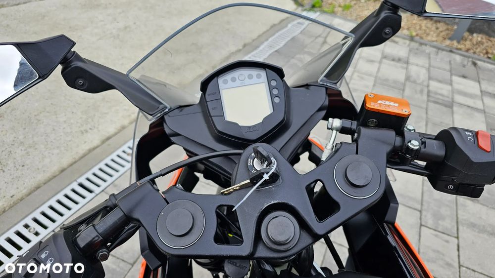 KTM RC 125 - 18