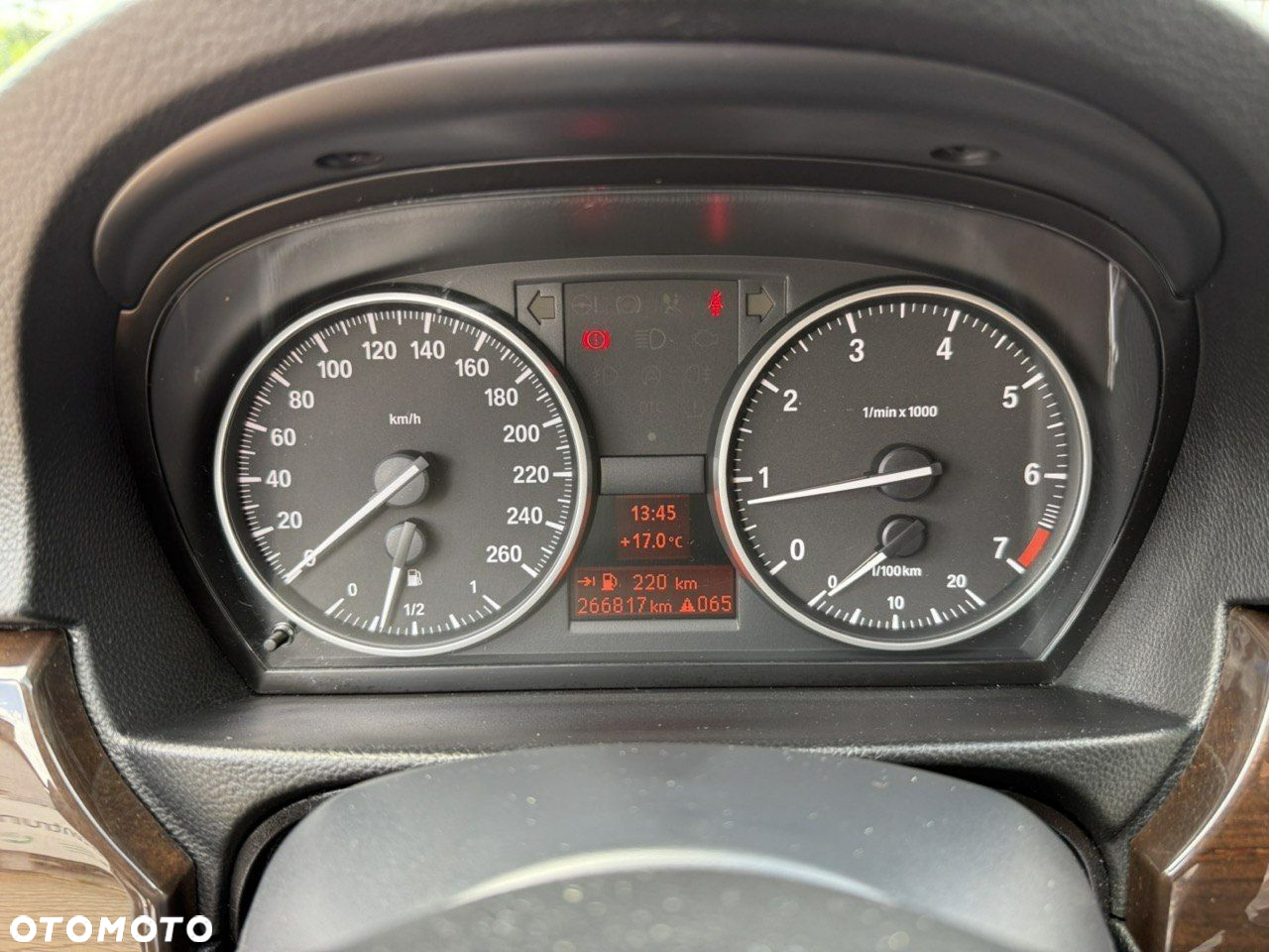 BMW Seria 3 318i Touring - 22