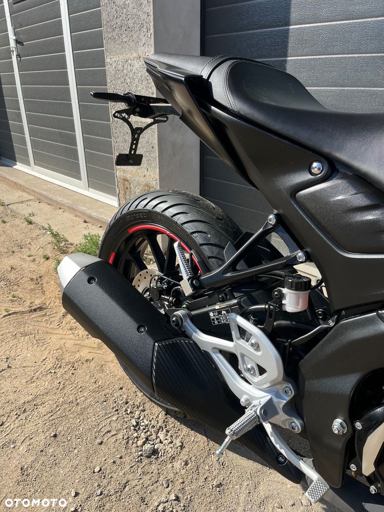 Yamaha MT - 2