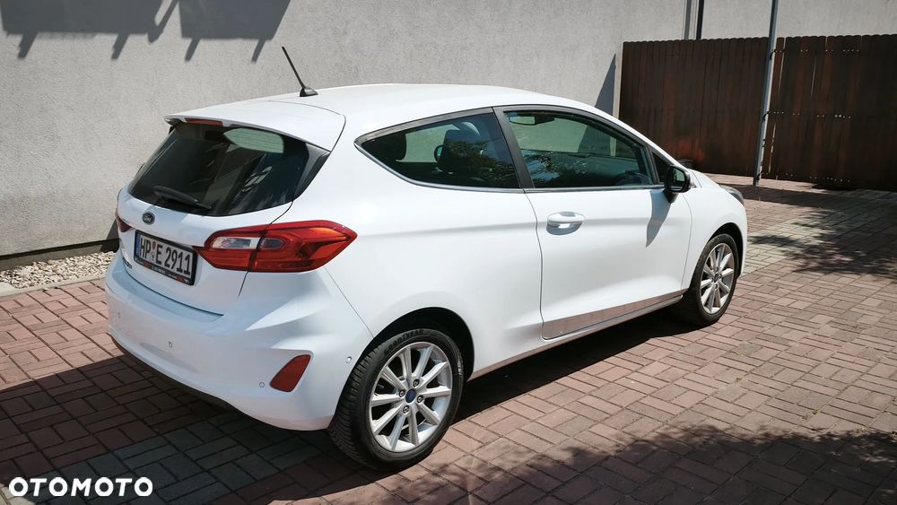 Ford Fiesta 1.0 EcoBoost Powershift Titanium - 9