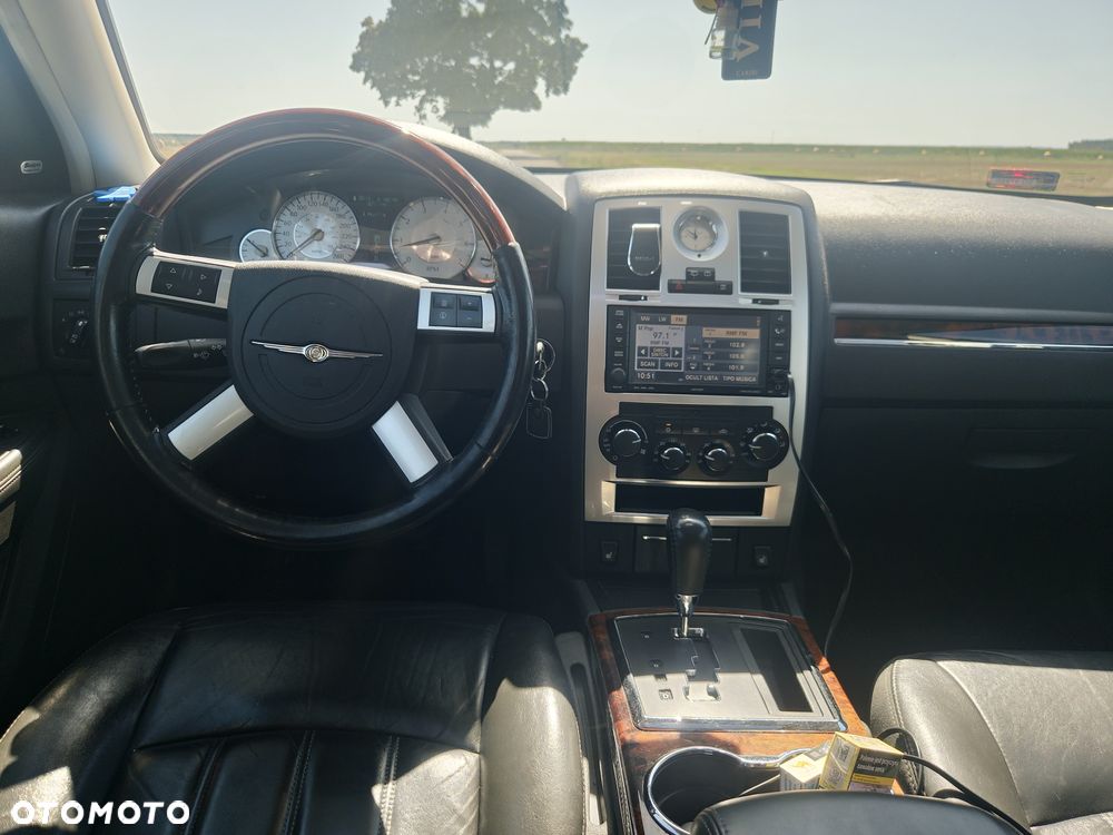 Chrysler 300C - 7