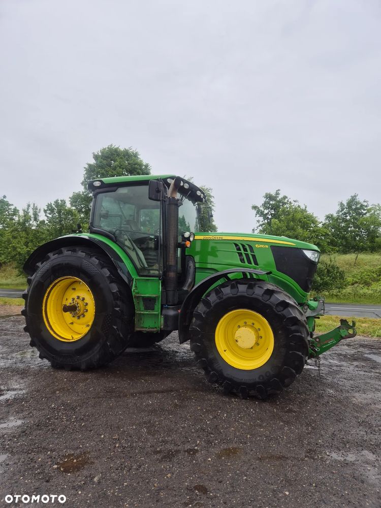 John Deere 6210R , 6215R - 3