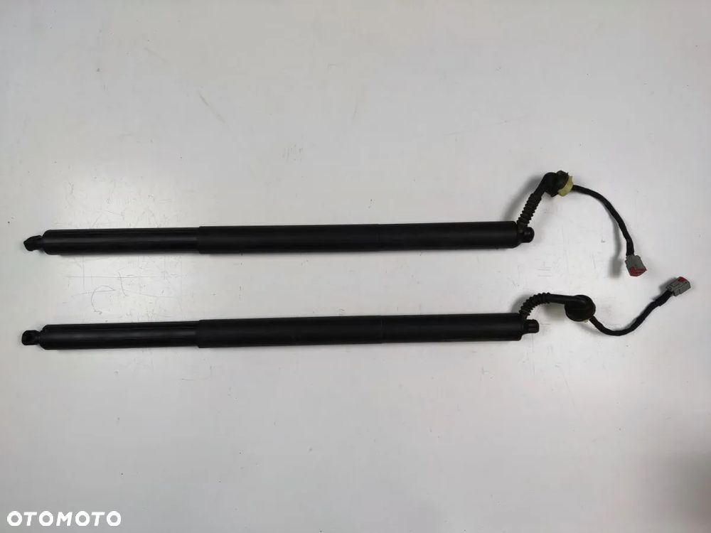 FORD EXPLORER od 2020r Siłownik Klapy Bagażnika - 1