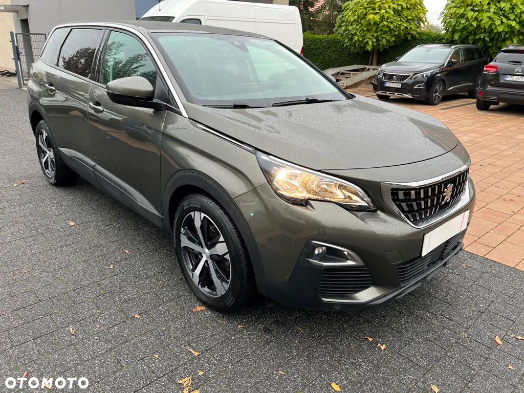 Peugeot 5008 - 1