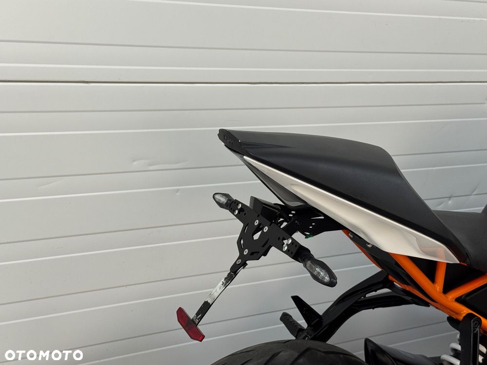 KTM RC 125 - 6