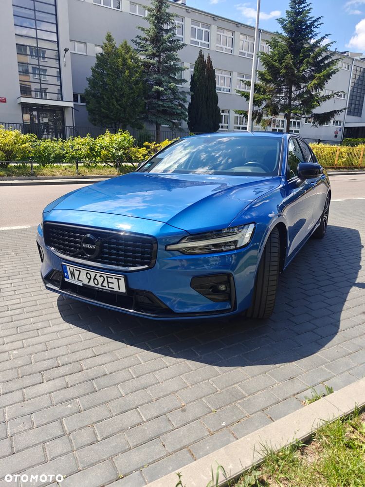 Volvo S60 B5 B AWD R-Design - 2
