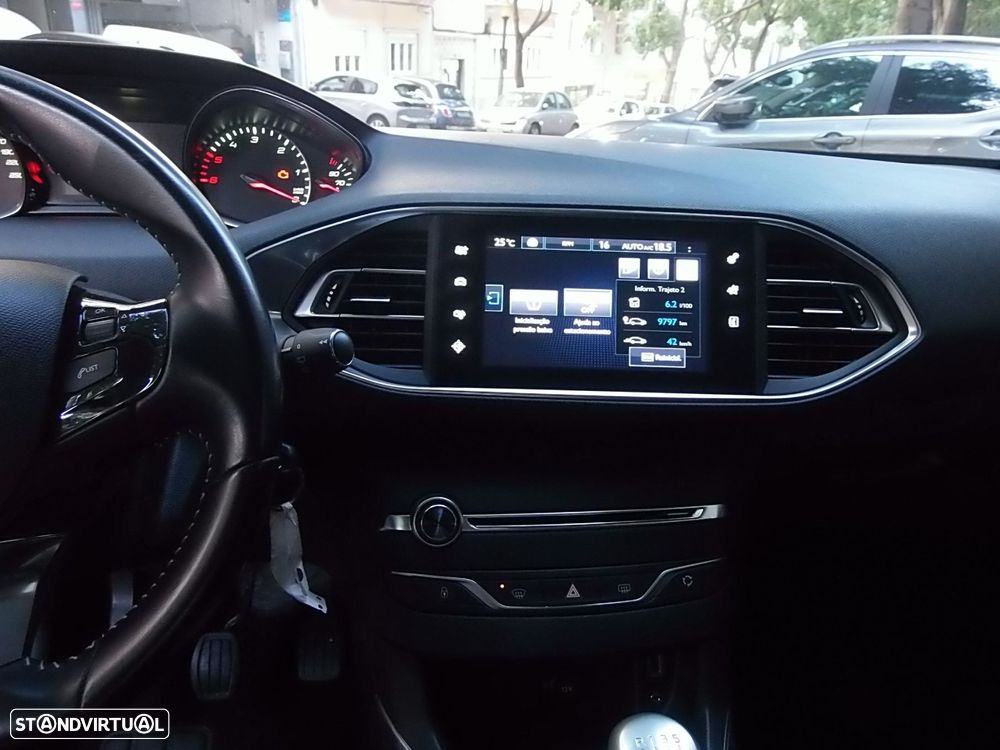 Peugeot 308 SW 1.6 BlueHDi Active - 15