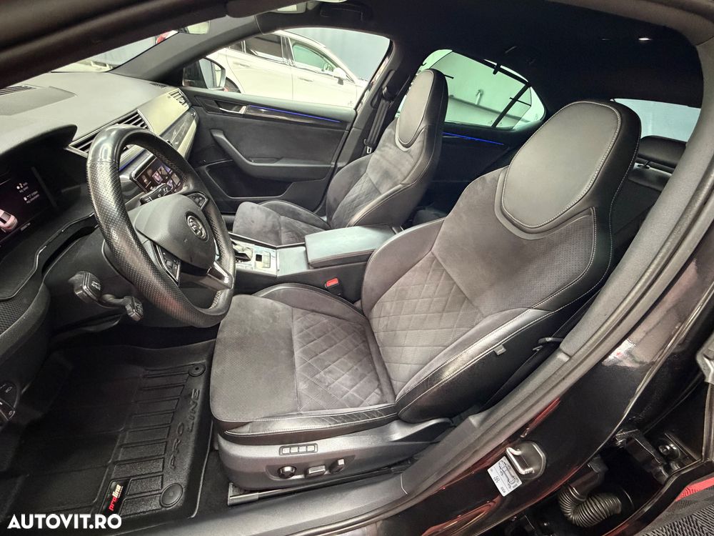 Skoda Superb 2.0 TDI DSG 4X4 Sportline - 11