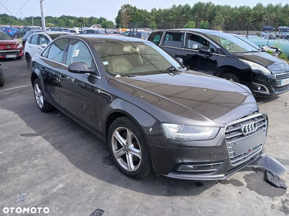 Audi A4 Limousine 2.0 TDI DPF multitronic Attraction - 2