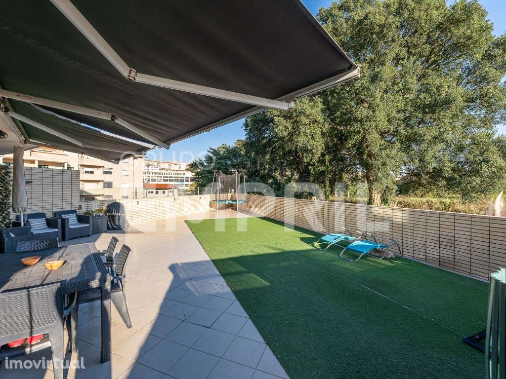 T3 C/ Terraço Laborim - Grande imagem: 3/34