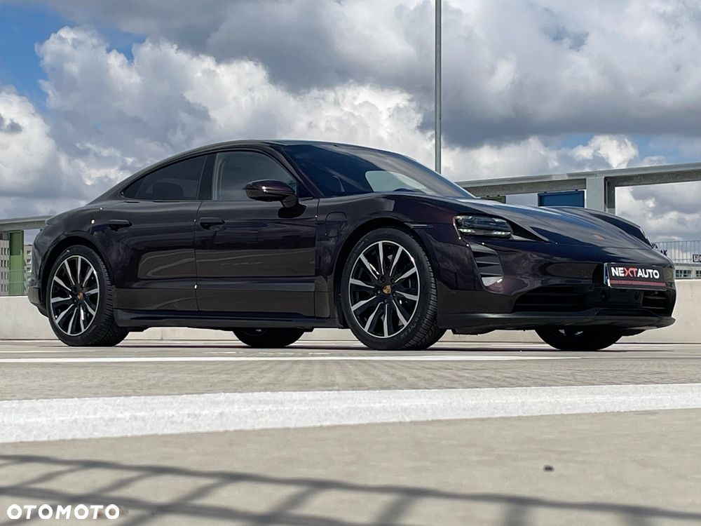 Porsche Taycan 4S Performance Plus - 13