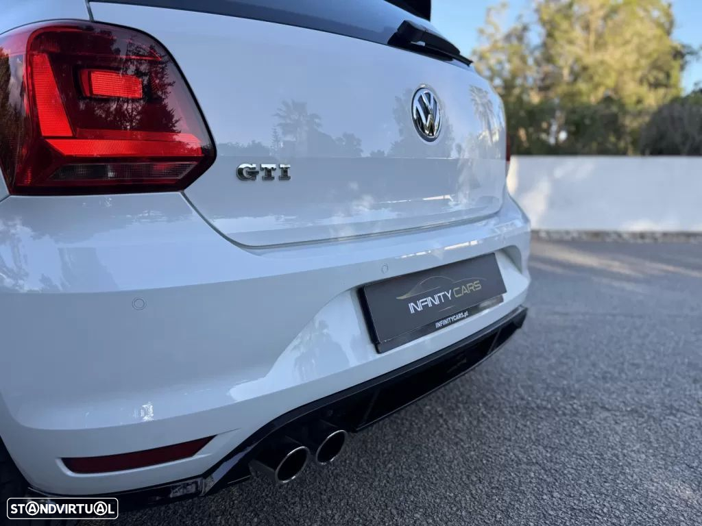 VW Polo 1.8 TSi GTi DSG - 13