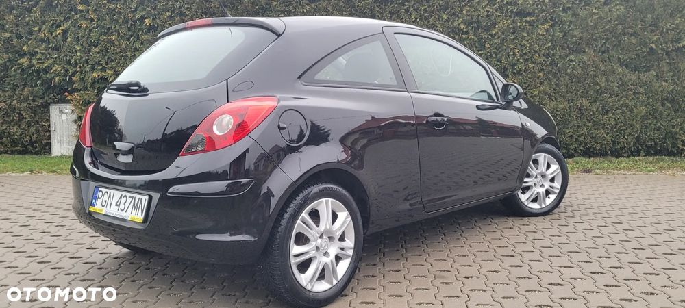 Opel Corsa 1.2 16V Limited Edition - 24