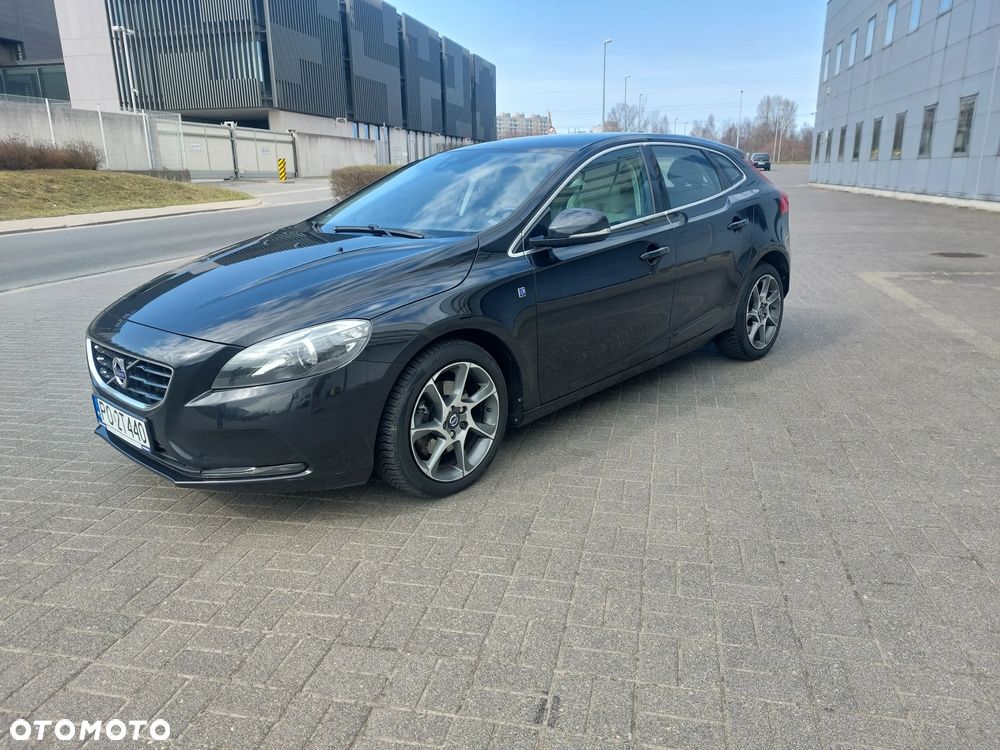 Volvo V40 T3 Ocean Race - 1