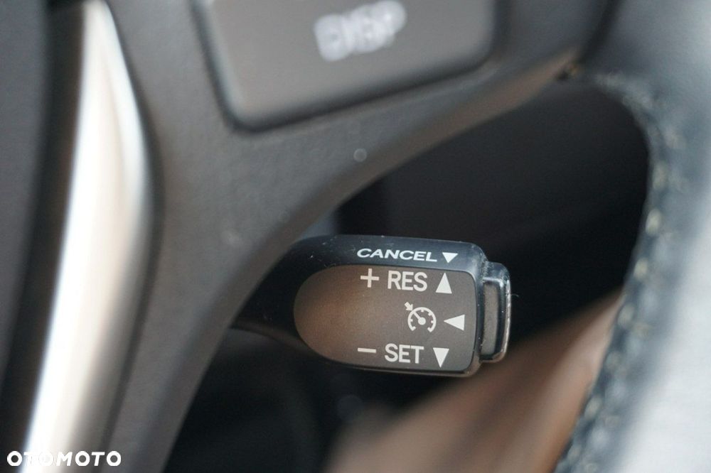 Toyota Auris - 18