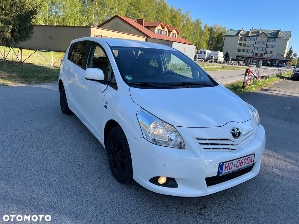 Toyota Verso 1.8 5-Sitzer Executive - 30