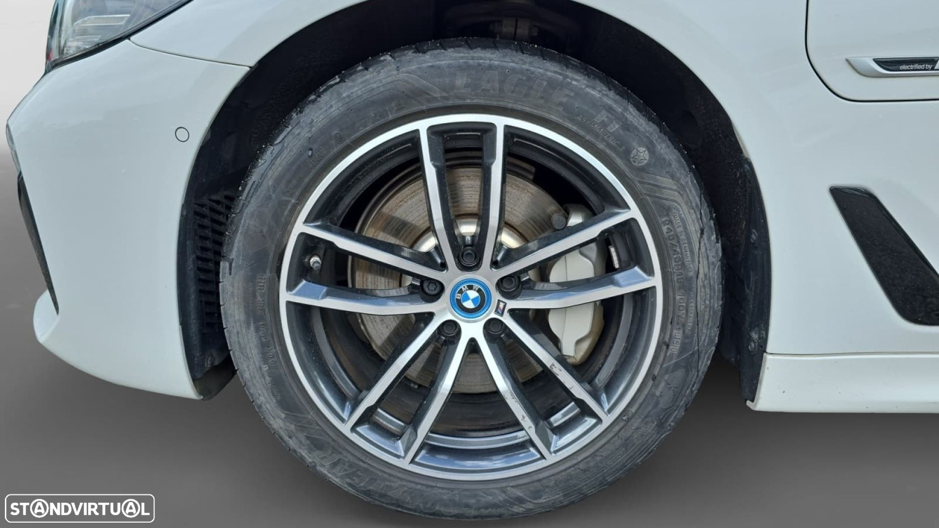 BMW 530 e Pack M - 15
