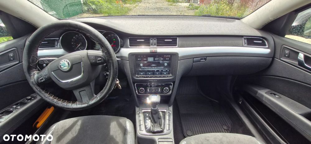 Skoda Superb 2.0 TDI DSG Comfort - 6