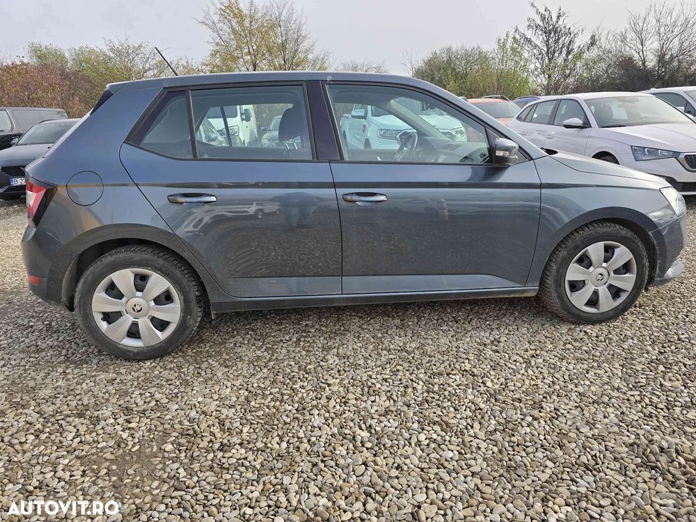 Skoda Fabia - 4