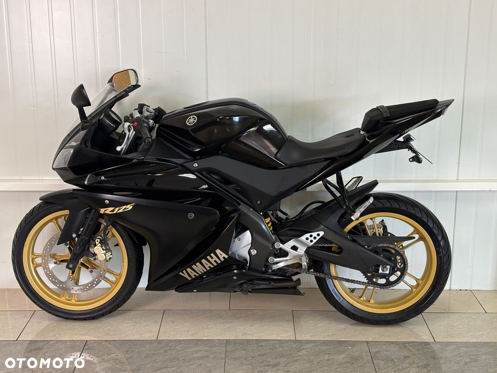 Yamaha YZF - 6