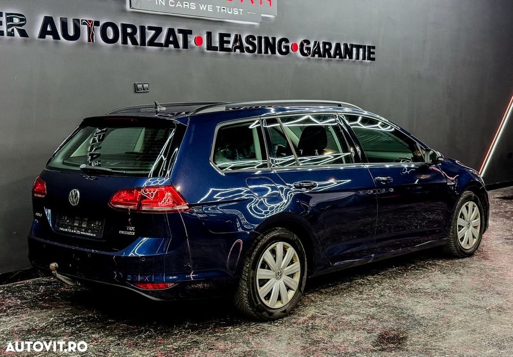 Volkswagen Golf 1.6 TDI BlueMotion Technology Comfortline - 10