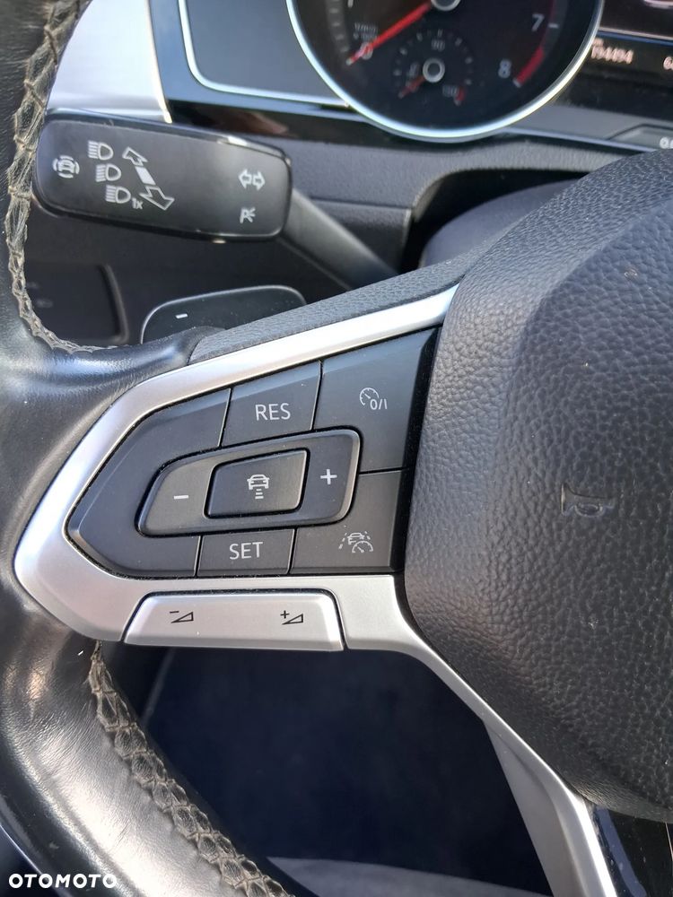 Volkswagen Passat 2.0 TSI Elegance DSG - 12