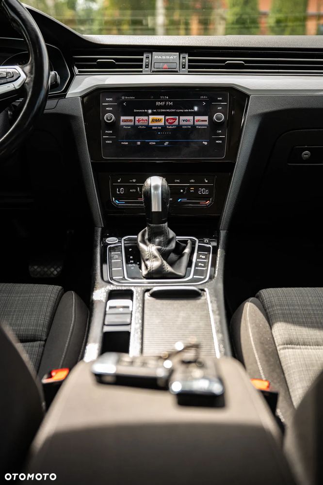 Volkswagen Passat 1.5 TSI EVO Comfortline DSG - 25